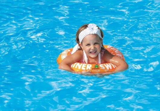 Надувной круг для плавания SWIMTRAINER Classic оранжевый до 6 лет
