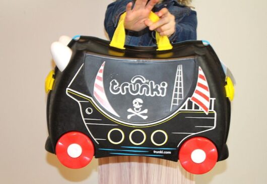 Детский чемодан каталка Trunki Педро Пират