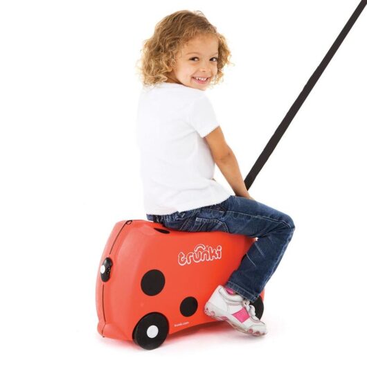 Детский чемодан на колесах Trunki Harley Ladybug божья коровка